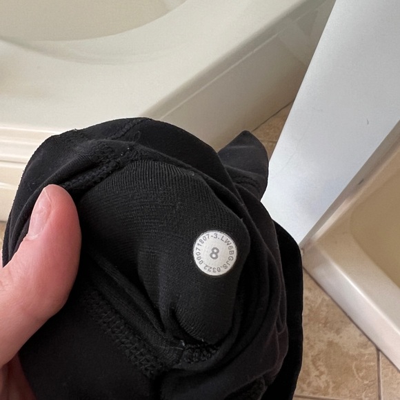 lululemon aligns - Picture 5 of 5